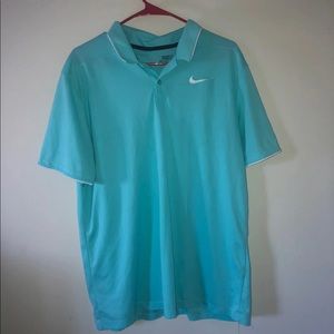 Men’s Nike shirt